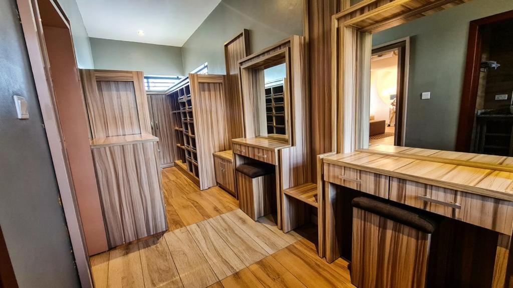 Gk Apartments Asaba Zewnętrze zdjęcie